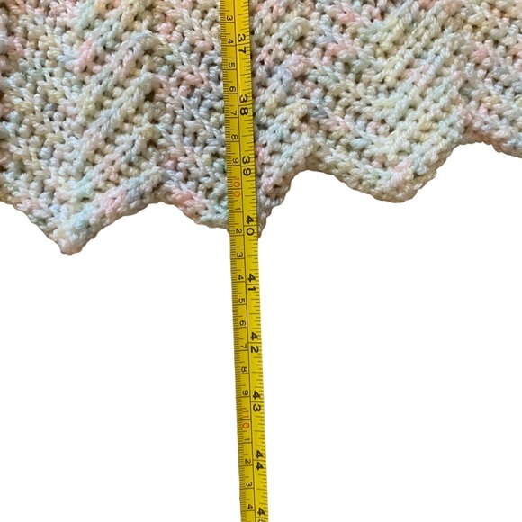 Baby Blanket Handmade Crochet Pastels Gender Neutral 40 x 40 - Picture 3 of 7